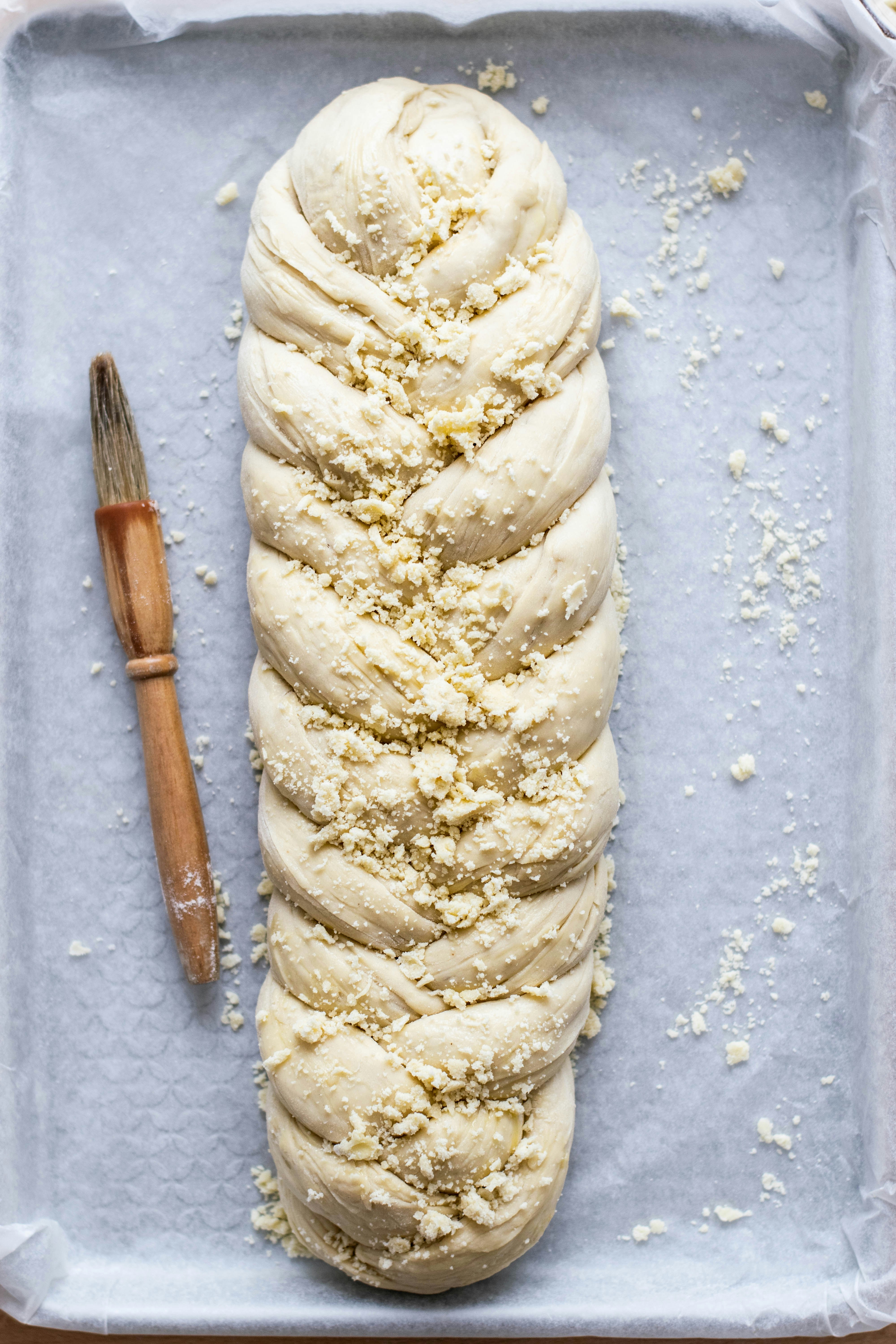 bread in white tray